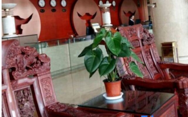 Lincang Airport Tourism Hotel