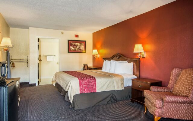 Red Roof Inn Fayetteville I-95