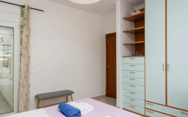 Amphitrite Villa in Gennadi