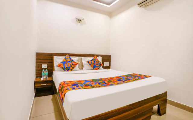 OYO 1166 Hotel Accore Inn