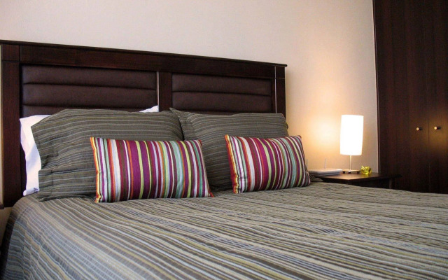 AMS Apartments Monjitas