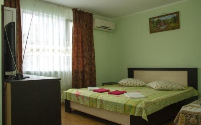 Guest House On Zvanba 10A