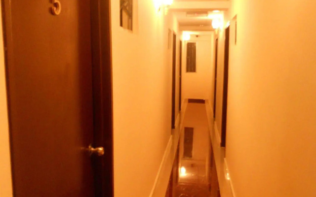 Hotel Royal Palm Lodge