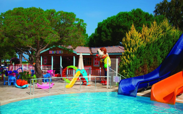 Batihan Beach Resort & Spa