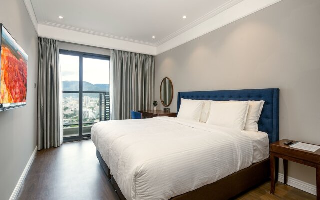 Johnny's Luxury Apartments