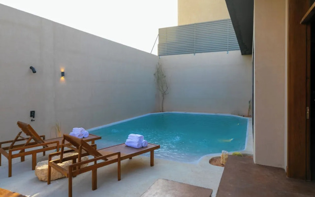Portal Chalets With Private Pool-Al Arid