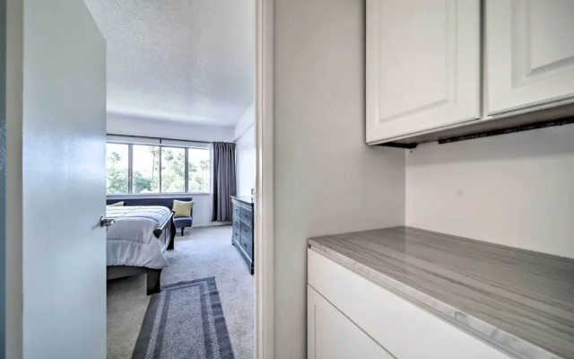 Modern City Condo Close to Downtown Phoenix!