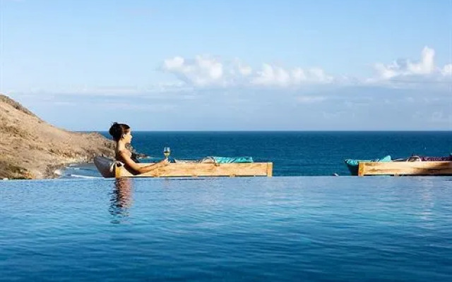 Royal Heights Apartments