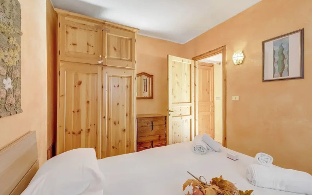 Rochebrune Apartments