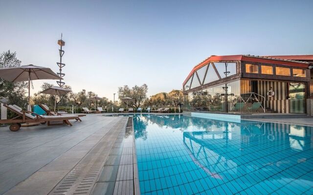 Traldi Resort