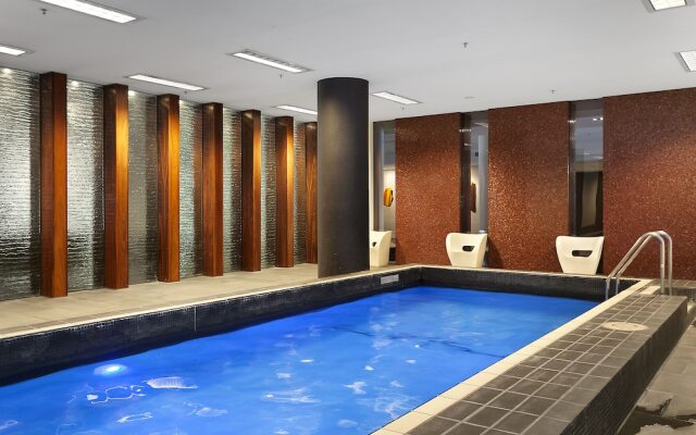 Waterfront Melbourne Apartments