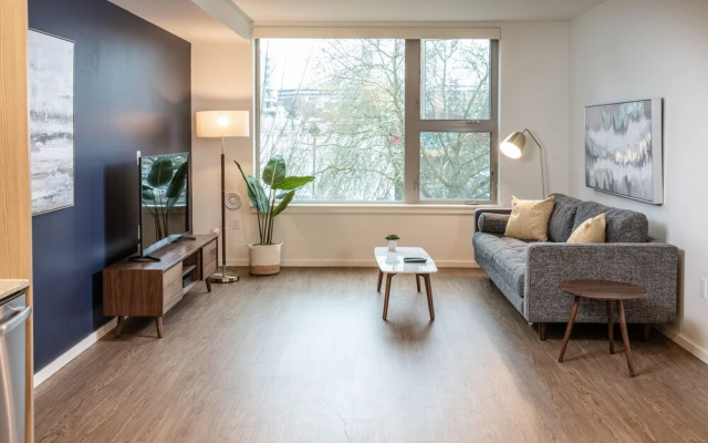 Domicile Suites at Venn on Main