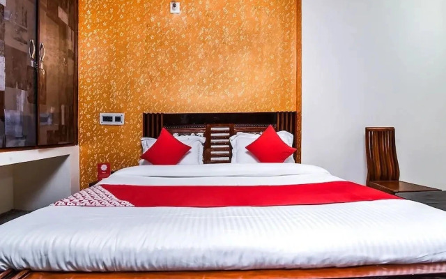 Forever Banquet  Rooms By OYO Rooms