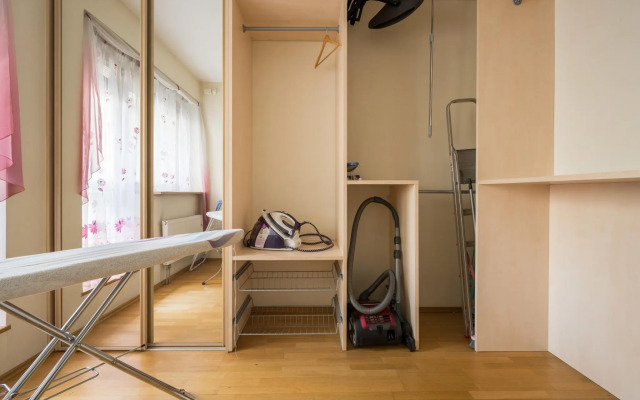 Апартаменты на набережной реки Карповки 10