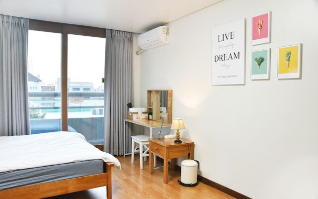 Dolma Guesthouse Hongdae
