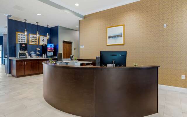 Best Western Plus St. Louis Airport Hotel