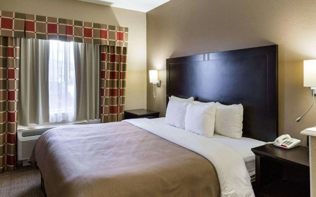 Quality Suites Houston NW Cy-Fair