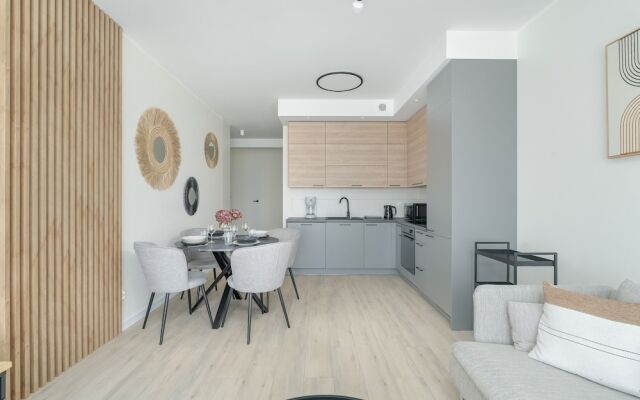 Apartment With 3 Bedrooms by Renters