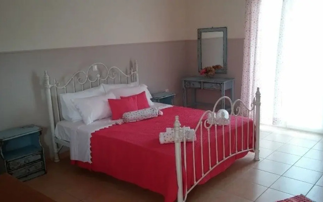 Elaias Gi Residence
