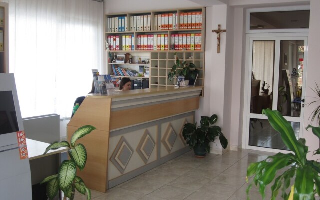 Globtour Inn