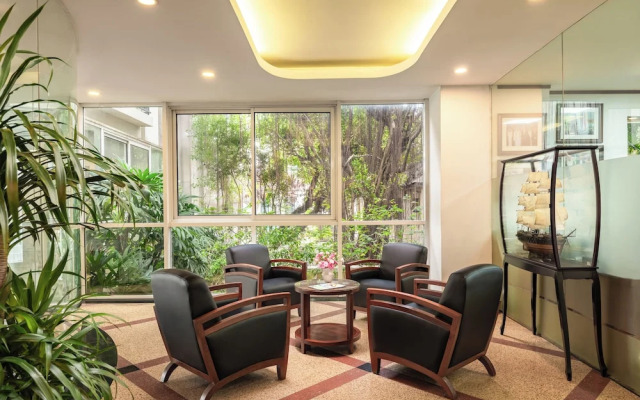 Elegant Suites Central