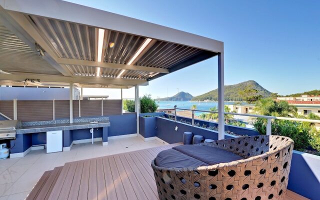 Aura Unit 12 - Shoal Bay