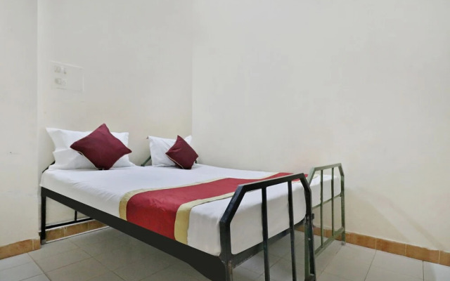 Shanthiniketan Homes by OYO Rooms