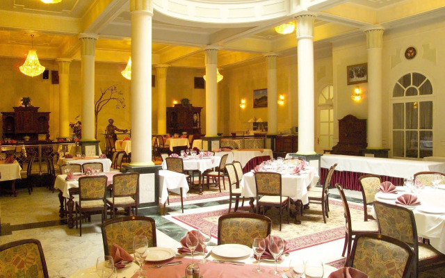 Pannonia Hotel
