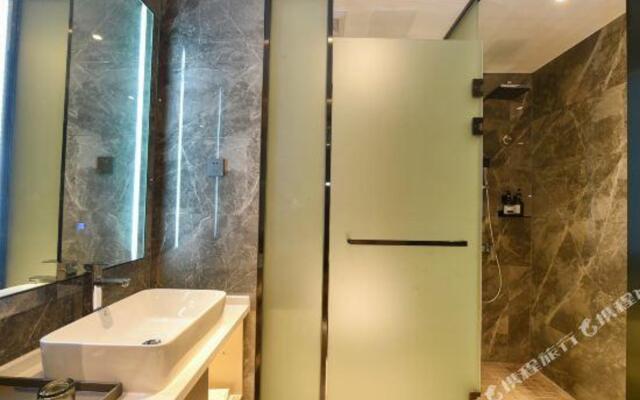 SanyI Hotel