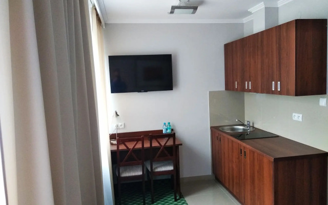 Hit Hotel