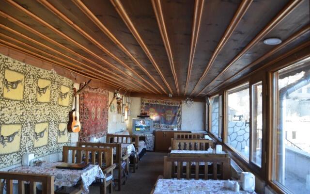 Coco Cave Hotel
