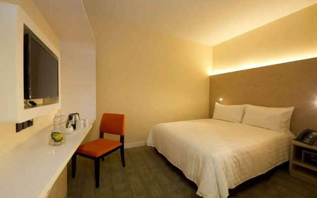 Sama-Sama Express KLIA Terminal 2 - Airside Transit Hotel