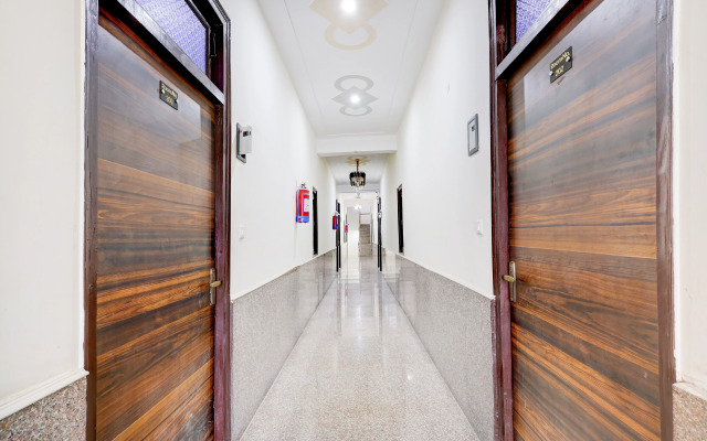 Hotel O Noida Electronic City Metro Station