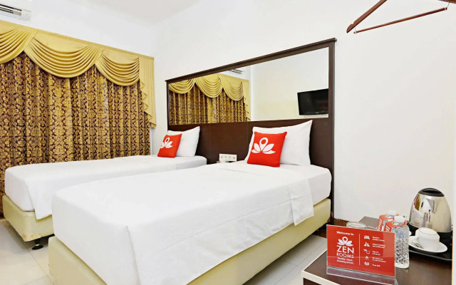 ZEN Rooms Sukaresmi Karang Setra