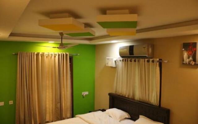 Zoe Service Rooms