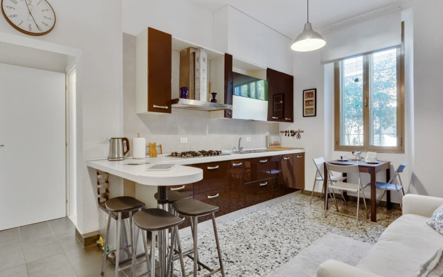 Cozy Apartment with Garden in Dorsoduro