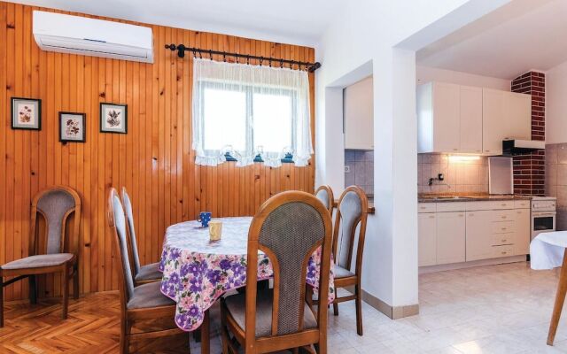 Nice Apartment in Seline With 2 Bedrooms and Wifi