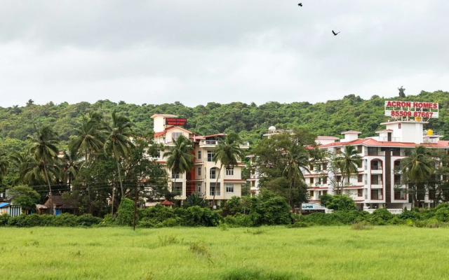 OYO 15593 Home Bohemian 1BHK Candolim