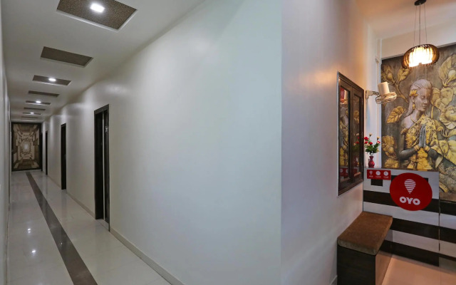 OYO 13475 KN Plaza
