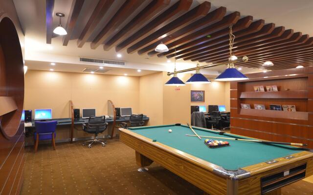 Holiday Inn Kuwait Al Thuraya City by IHG