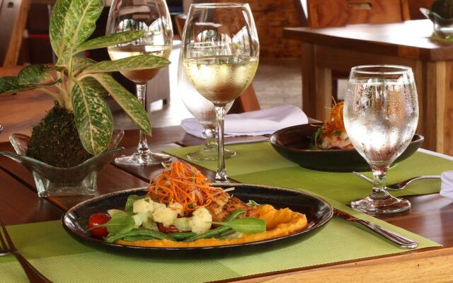 Arenal History Inn