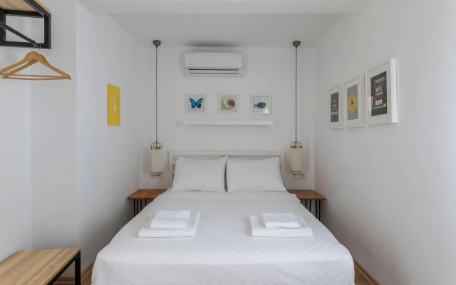 Daphnis Hotel