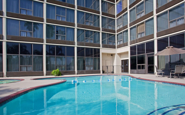 Wyndham Houston Hobby Airport