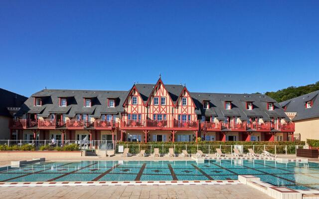 Apartment in Residence & Spa With Common Pool and Sauna, Houlgate