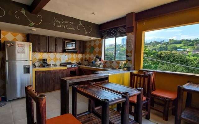 La Mercedes Lite Hostal By MH