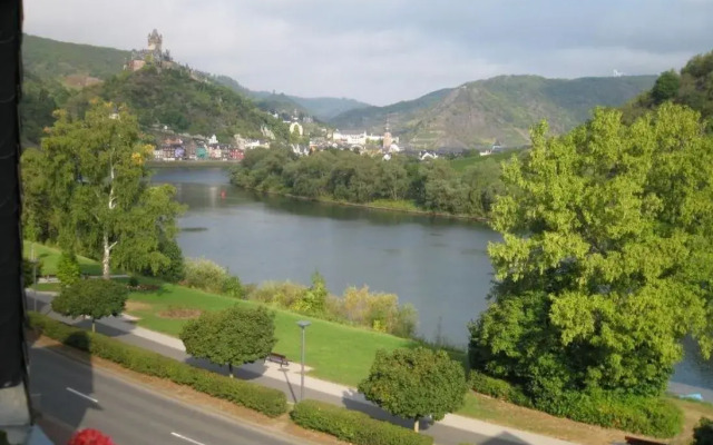 Altes Winzerhaus & Gästehaus