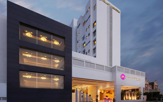 Grand Mercure Vadodara Surya Palace Hotel