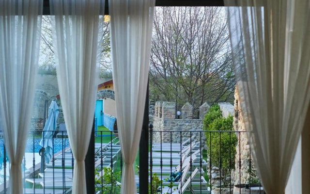 Отель Chateau Khashmi