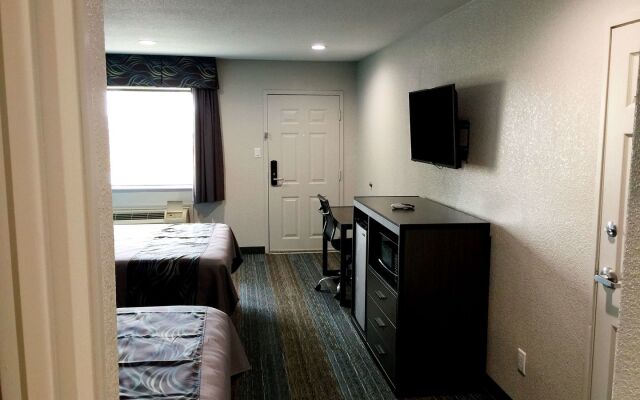 Americas Best Value Inn & Suites Mont Belvieu Houston