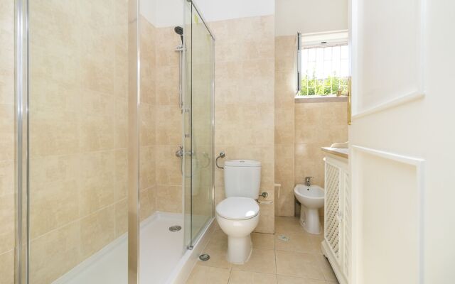 Amazing Apartment With Terrace by Rental4all